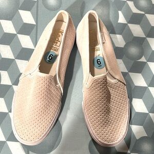 Keds.Slip-on sneakers.